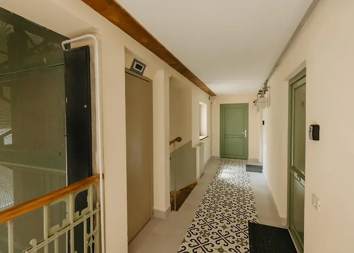 Holiday Central Apartment