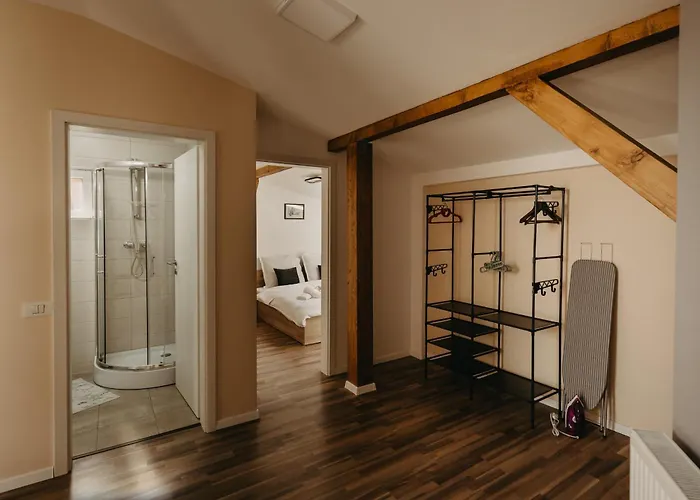 Apartment Holiday Central