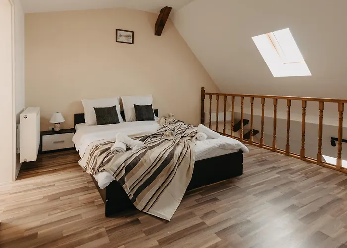 Holiday Central Apartment