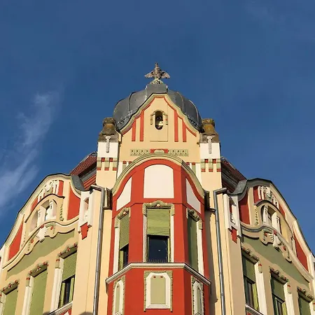 公寓 Holiday Central *