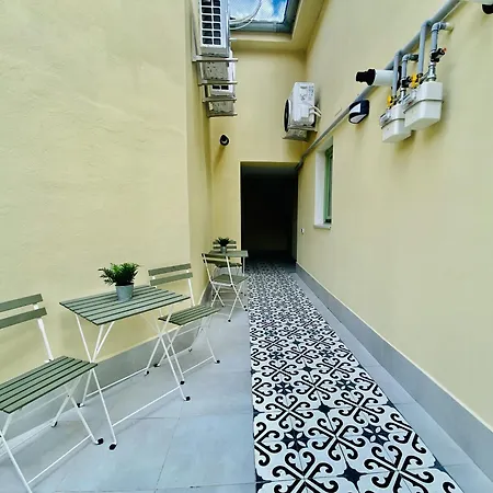 公寓 Holiday Central *